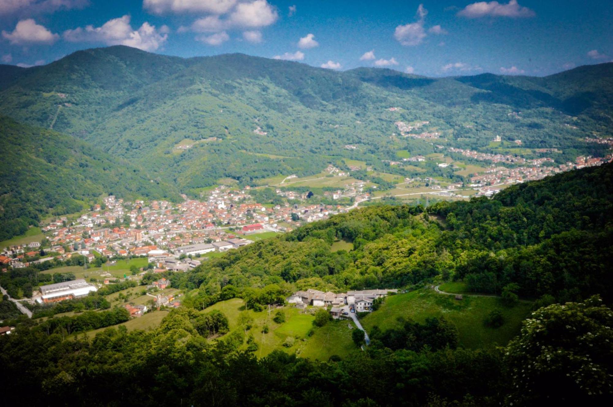Chalet In Pietra E Legno Con Caminetto Inverso Pinasca Екстер'єр фото